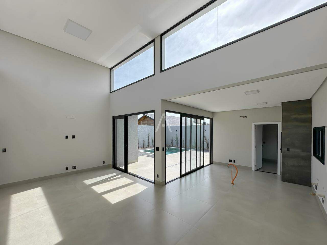 Casa Residencial para à venda no Bairro PARAISO TROPICAL 2 em CASCAVEL: