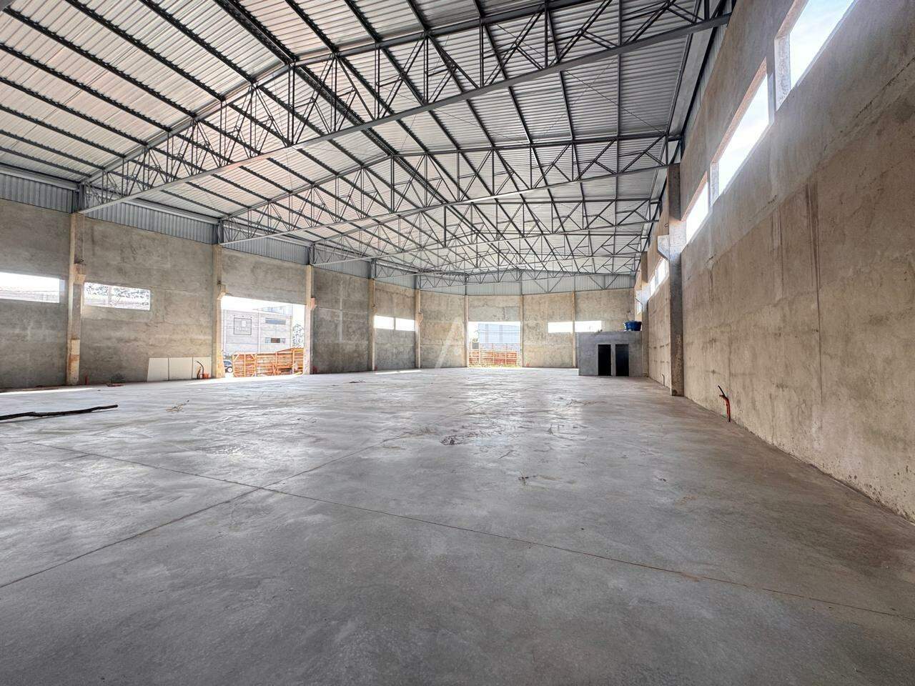 Barracão Comercial para para aluguel no Bairro Vista Linda em CASCAVEL: 