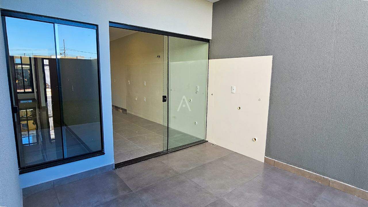 Casa Residencial para à venda no Bairro ESMERALDA em CASCAVEL: 