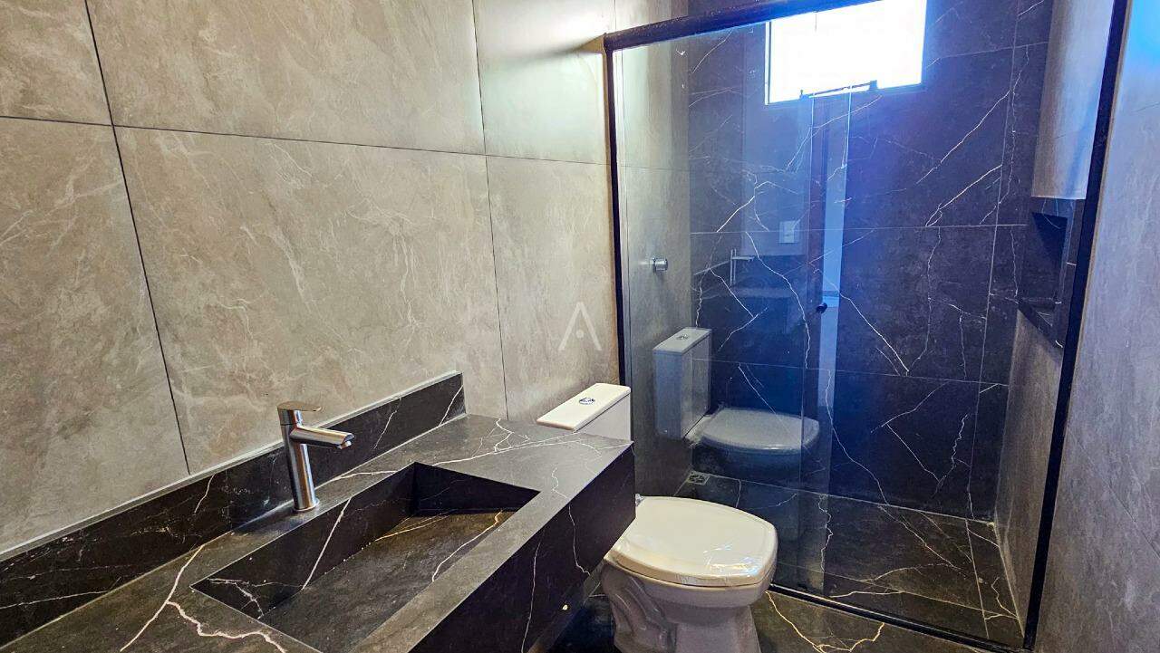 Casa Residencial para à venda no Bairro ESMERALDA em CASCAVEL: 