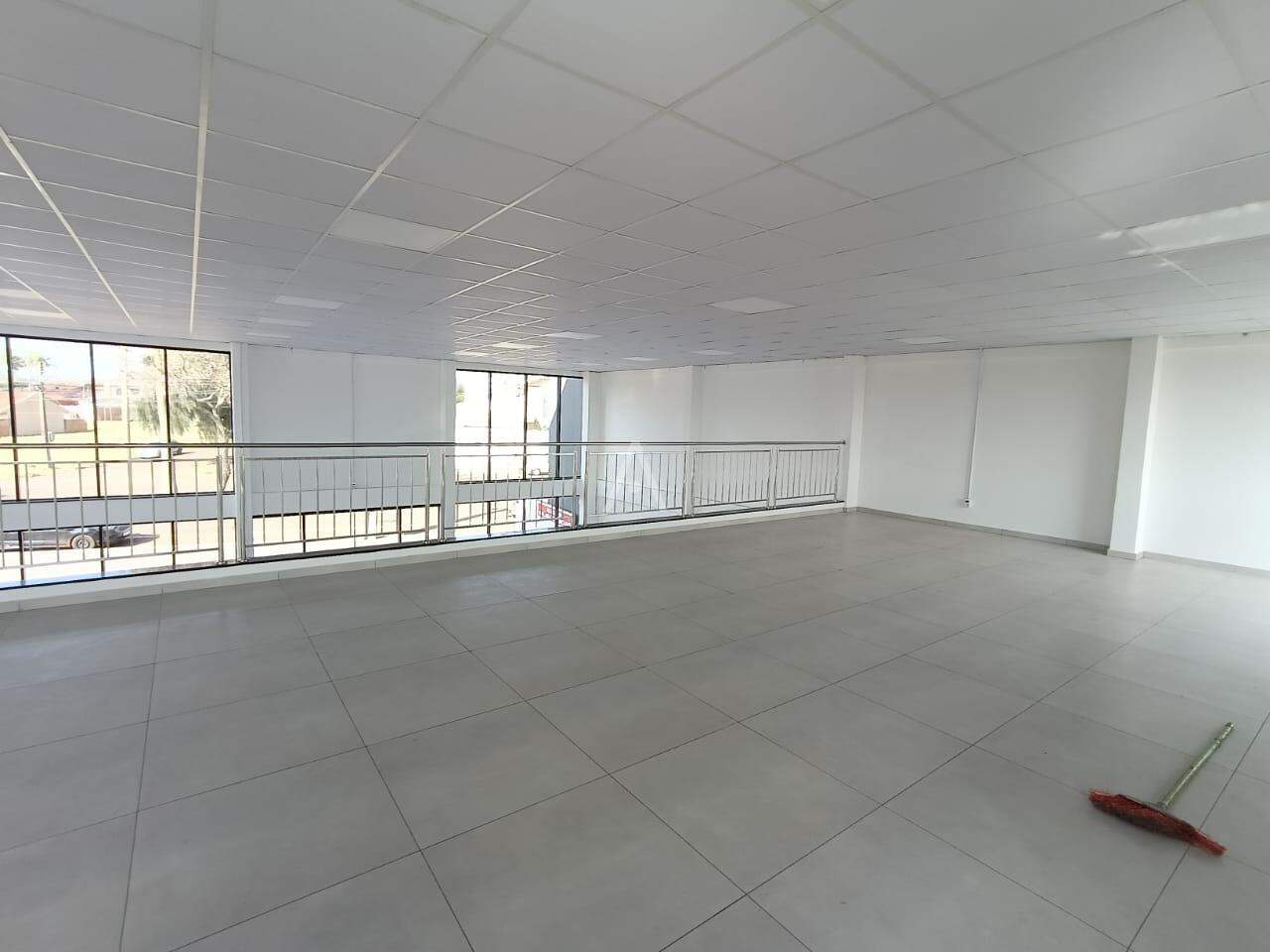 Sala Comercial para para aluguel no Bairro SANTA CRUZ em CASCAVEL: 