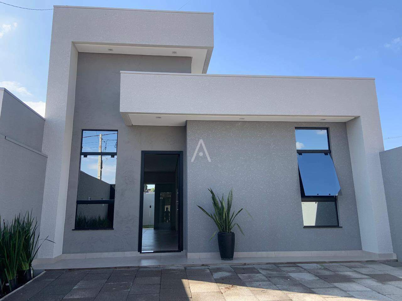 Casa Residencial para à venda no Bairro FLORESTA em CASCAVEL: 