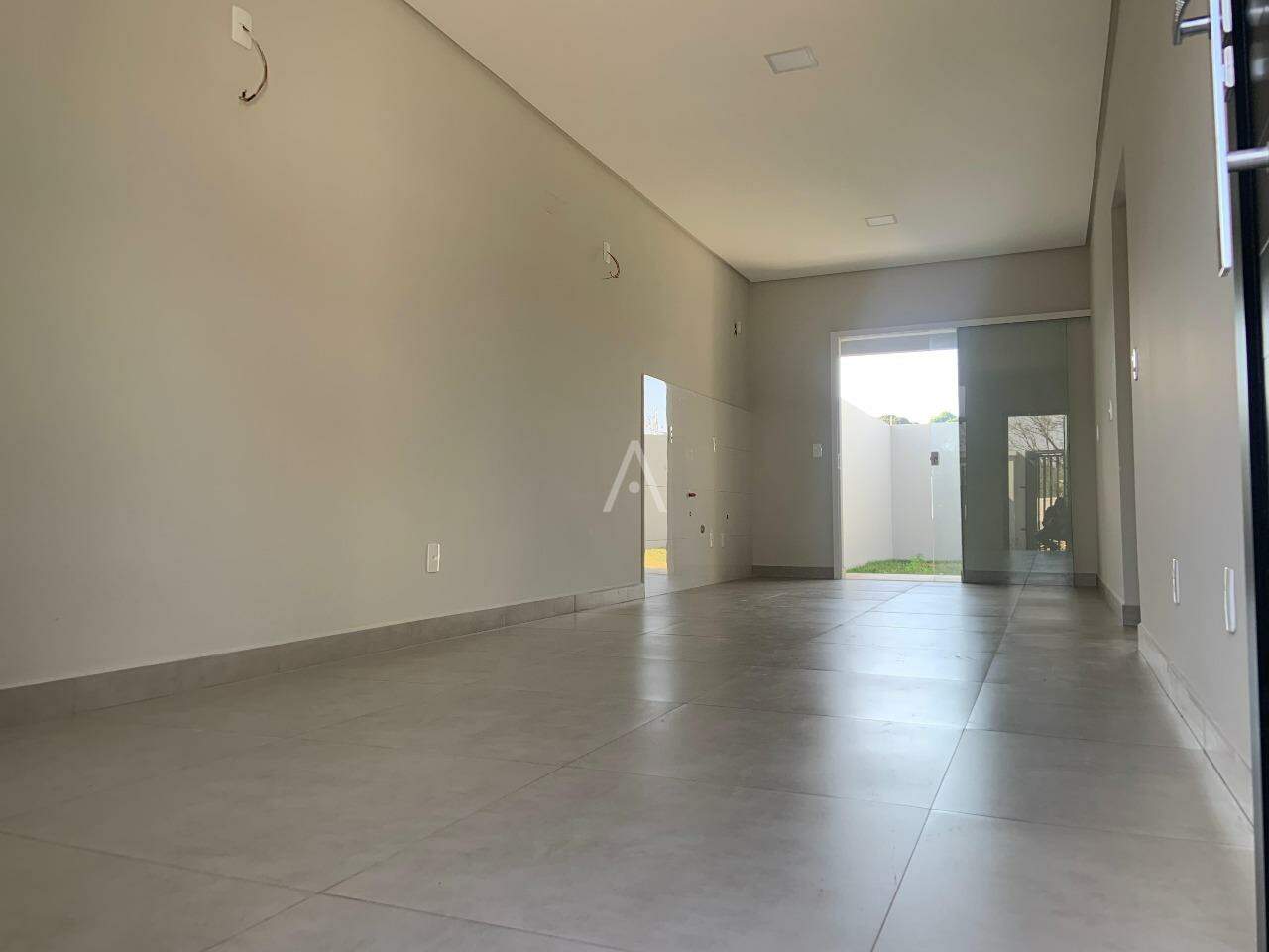 Casa Residencial para à venda no Bairro FLORESTA em CASCAVEL: 