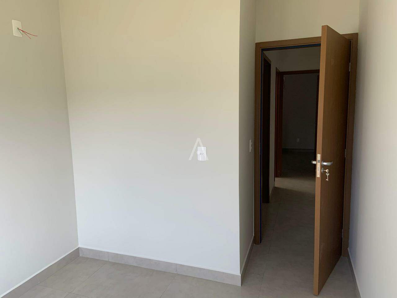 Casa Residencial para à venda no Bairro FLORESTA em CASCAVEL: 