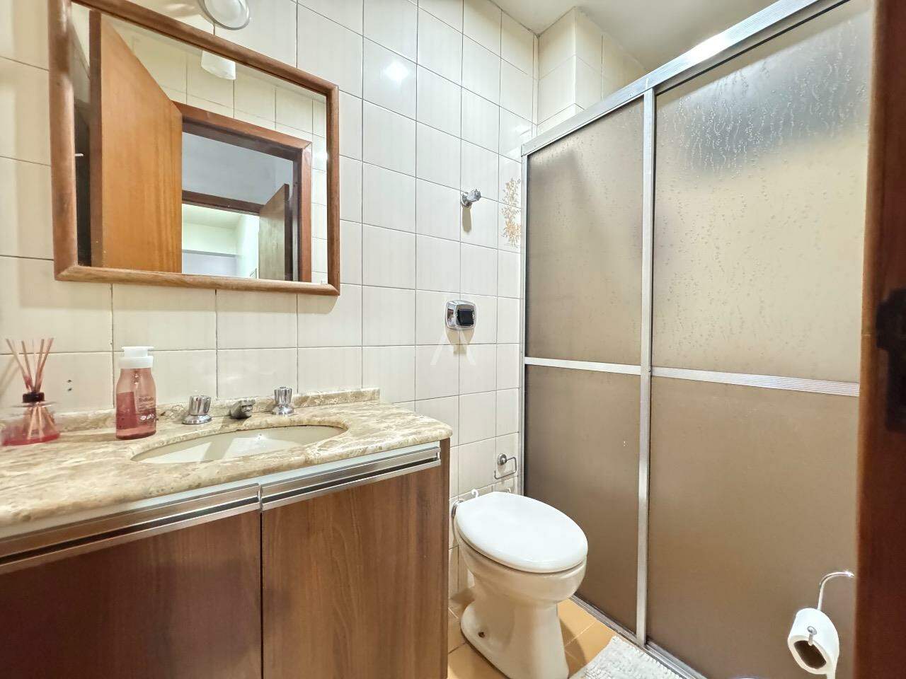 Apartamento para à venda no Bairro CENTRO em CASCAVEL: