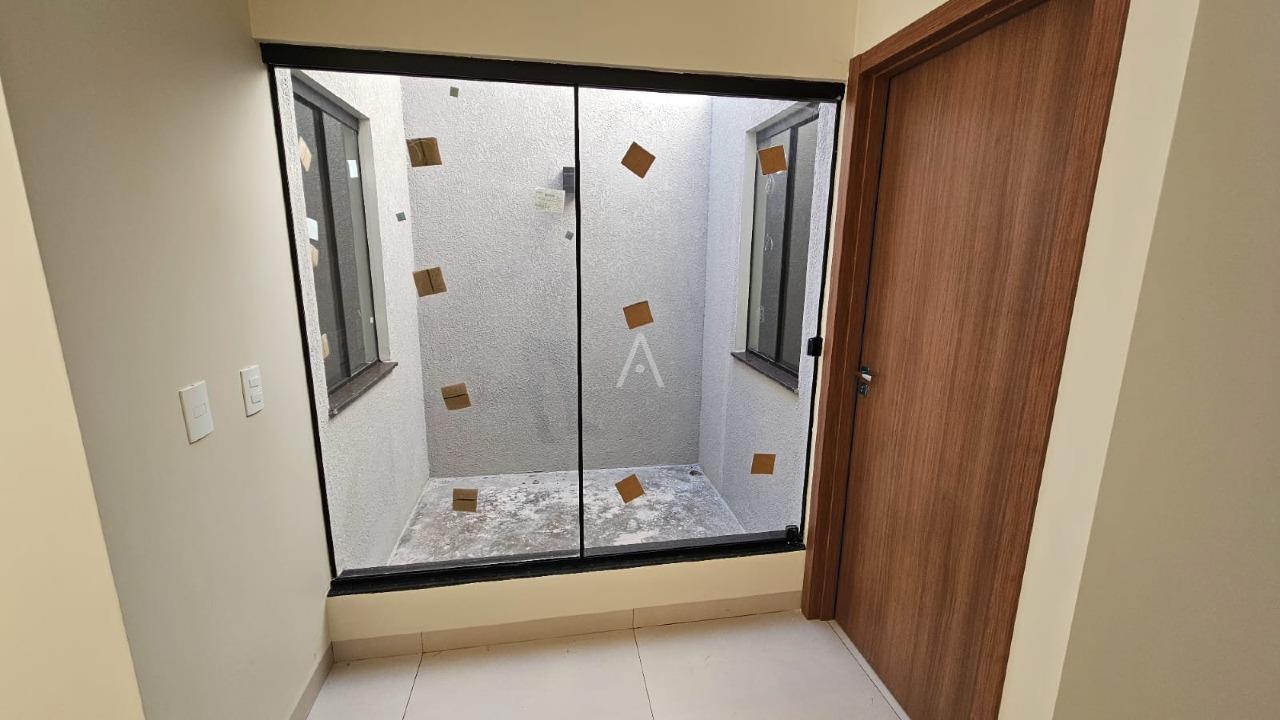 Casa Residencial para à venda no Bairro JARDIM COOPAGRO em TOLEDO: 