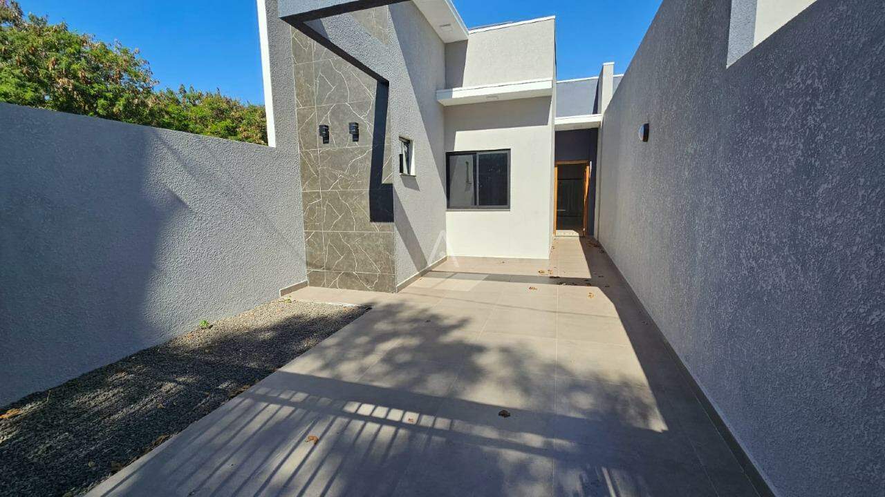 Casa Residencial para à venda no Bairro JARDIM COOPAGRO em TOLEDO: 