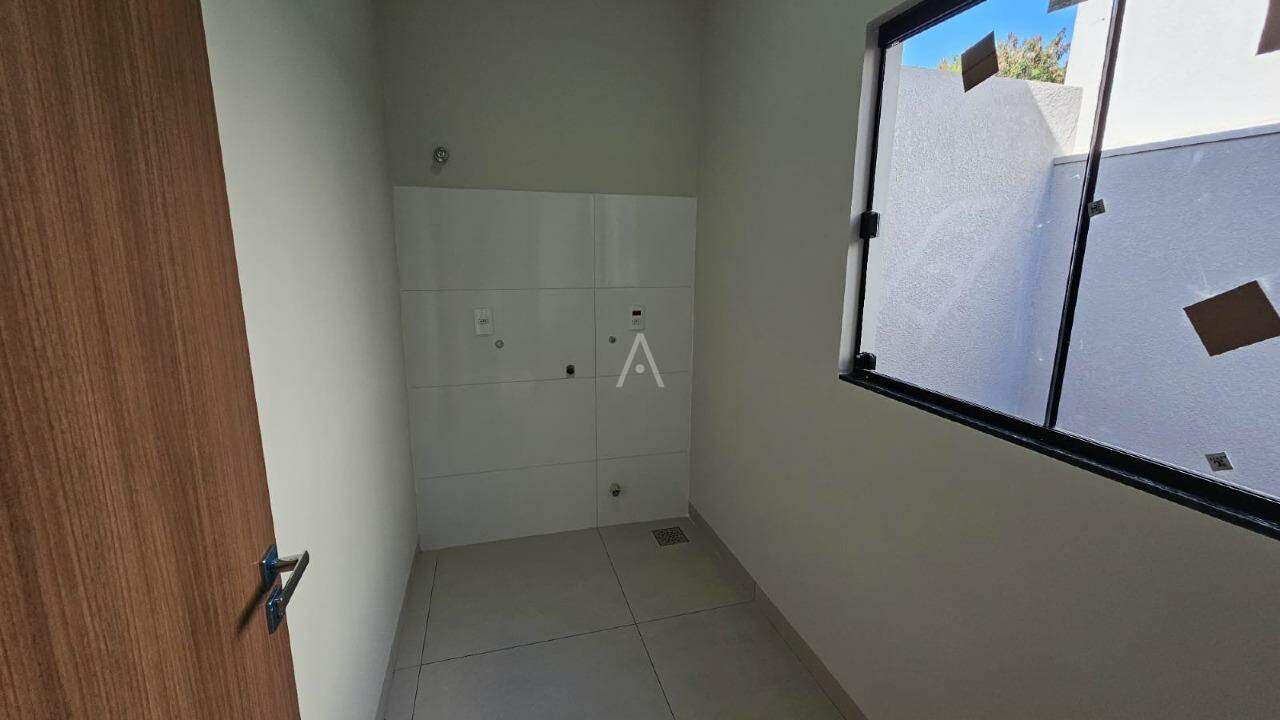 Casa Residencial para à venda no Bairro JARDIM COOPAGRO em TOLEDO: 