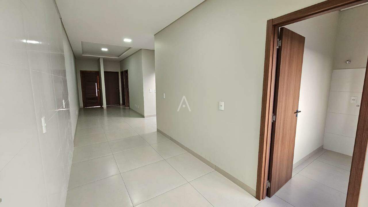 Casa Residencial para à venda no Bairro JARDIM COOPAGRO em TOLEDO: 