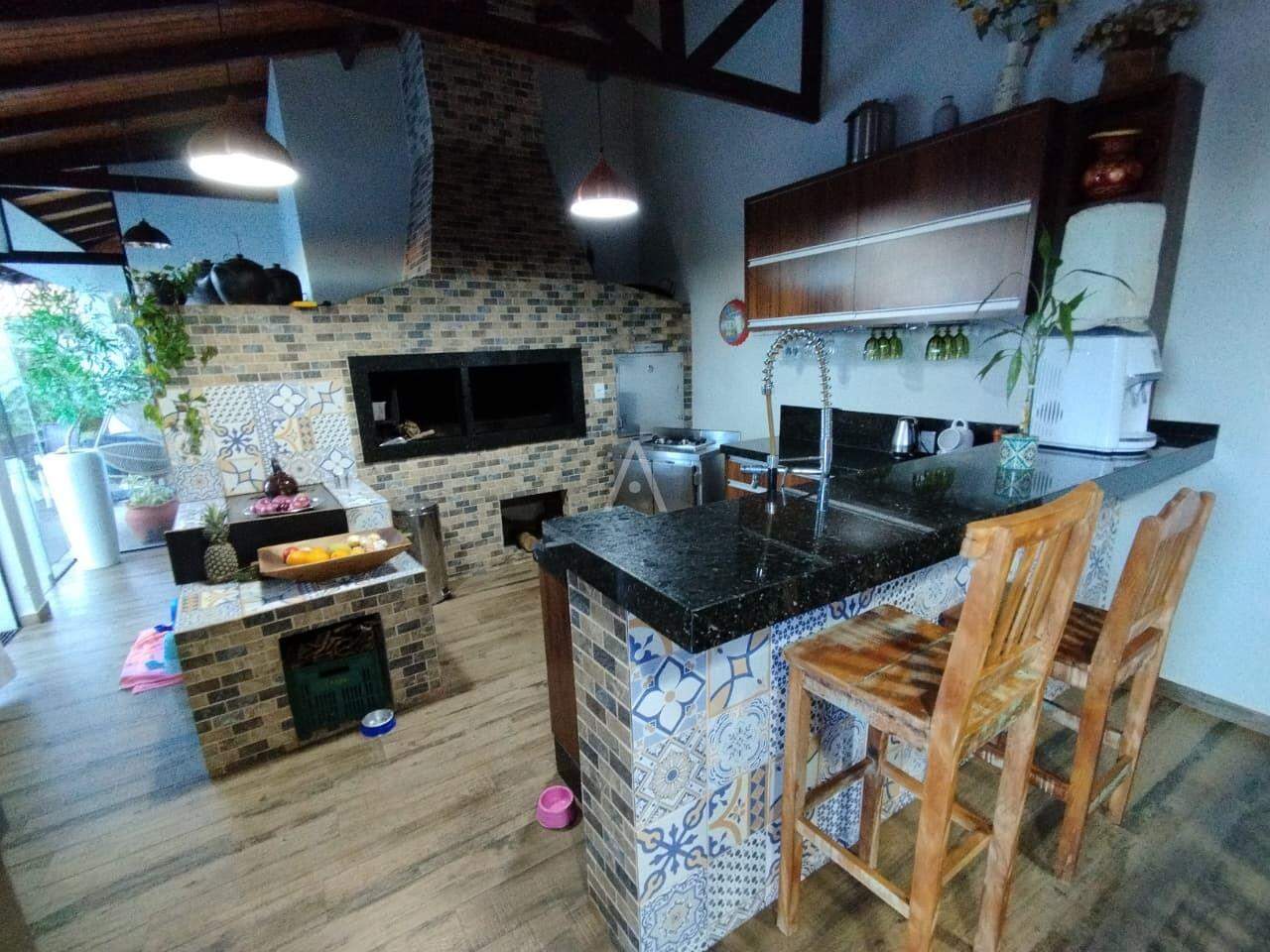 Sobrado para à venda no Bairro REGIAO DO LAGO em CASCAVEL: EDÍCULA