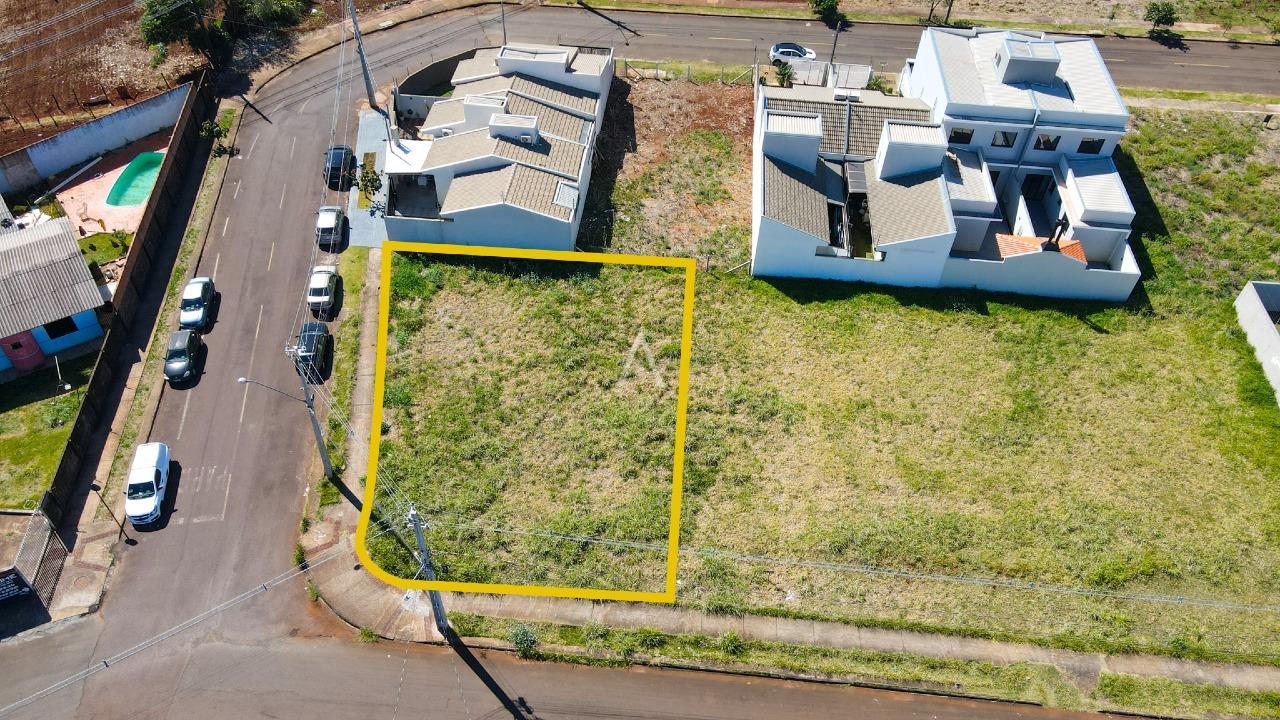 Terreno para à venda no Bairro JARDIM PADOVANI III em CASCAVEL: