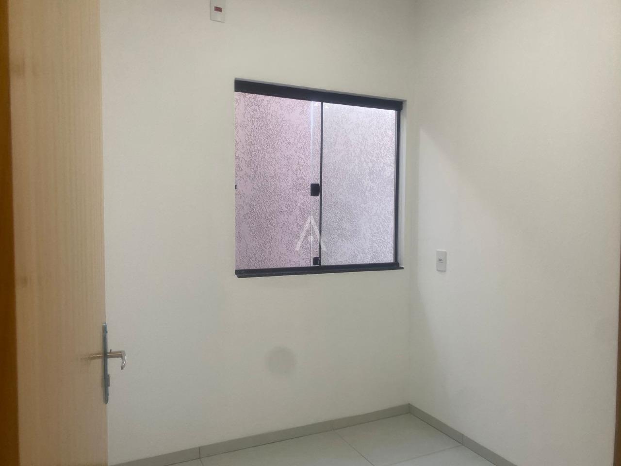 Casa Residencial para à venda no Bairro JARDIM COOPAGRO em TOLEDO: 