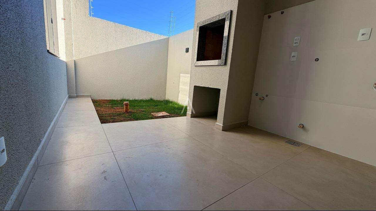 Casa Residencial para à venda no Bairro RECANTO TROPICAL em CASCAVEL: 