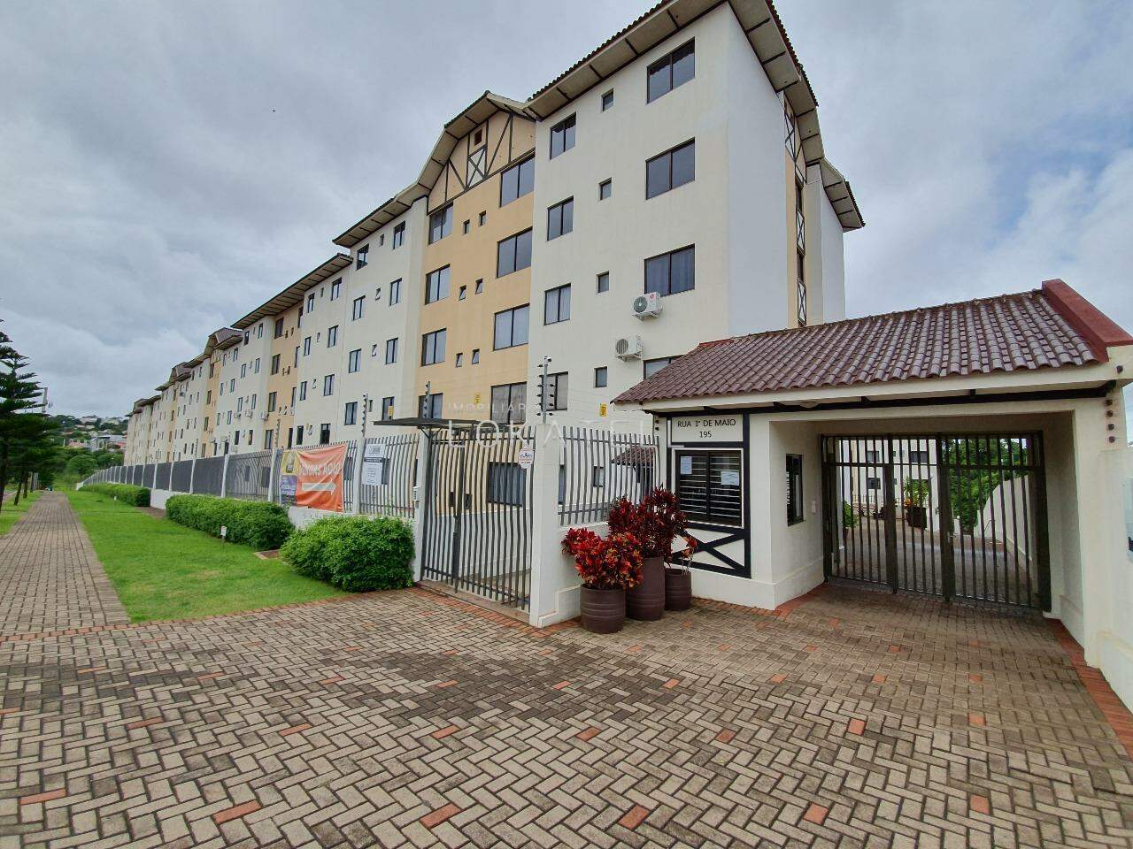 Apartamento para para aluguel no Bairro NEVA em CASCAVEL: 