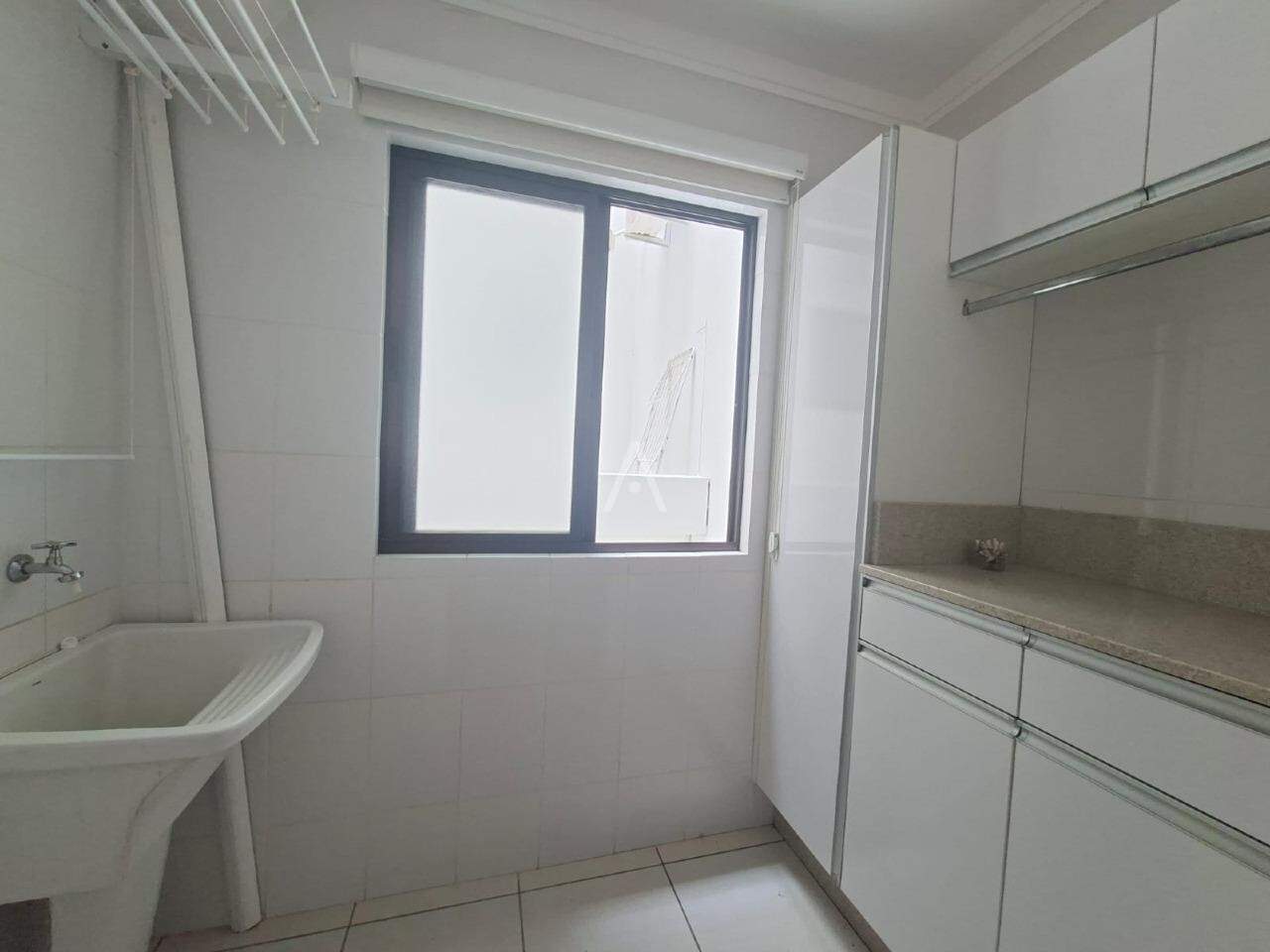 Apartamento para para aluguel no Bairro NEVA em CASCAVEL: 