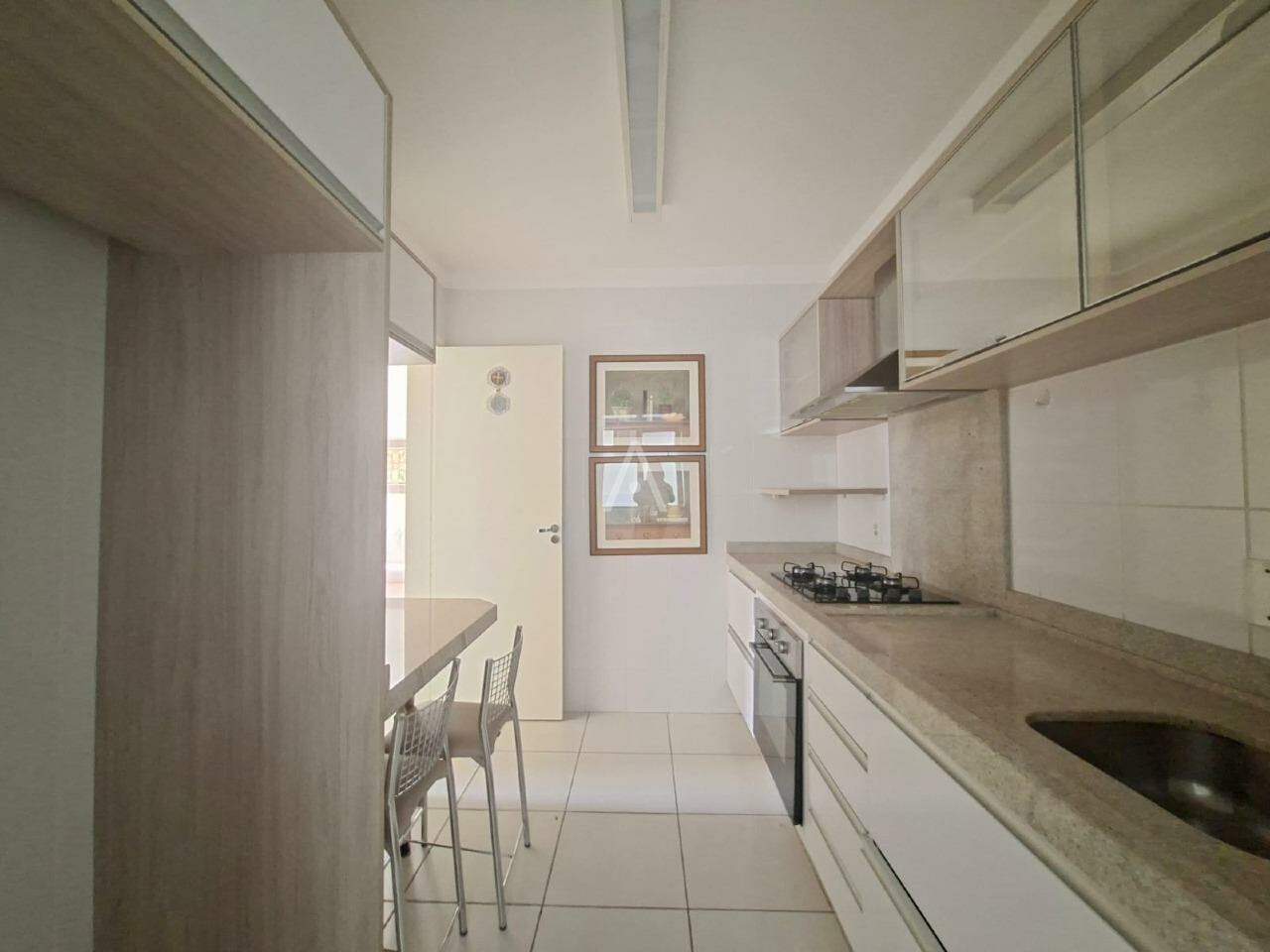 Apartamento para para aluguel no Bairro NEVA em CASCAVEL: 