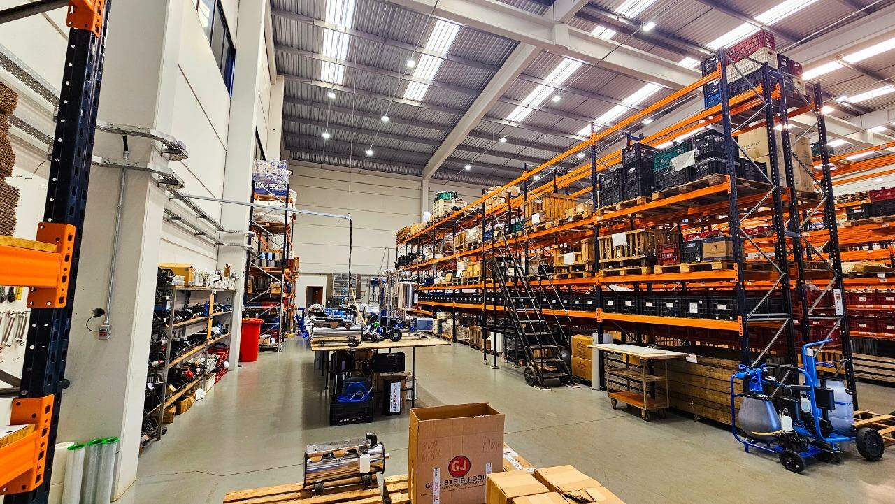 Barracão Comercial para para aluguel no Bairro NUCLEO DE PRODUCAO III em CASCAVEL: 