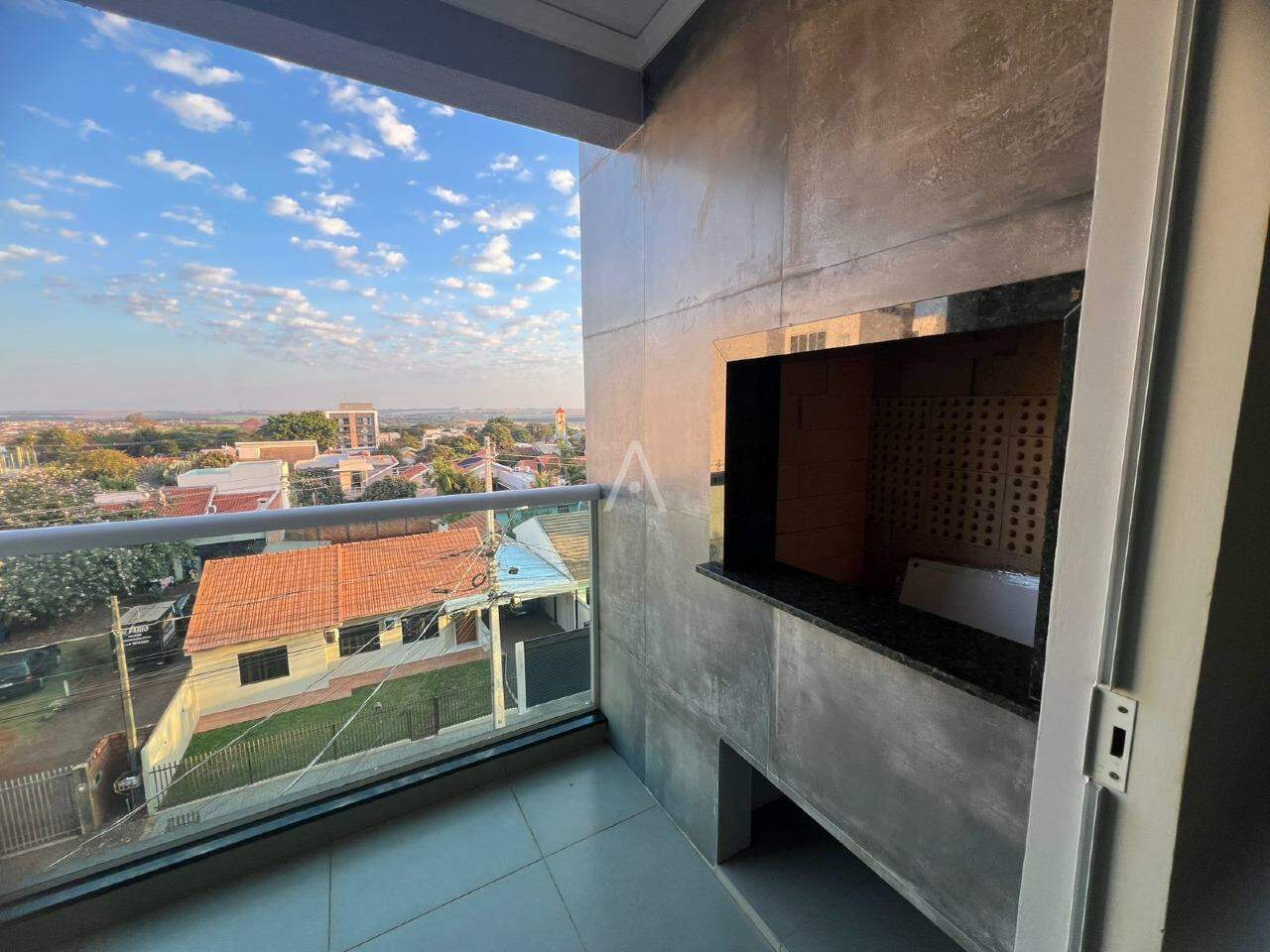 Apartamento para à venda no Bairro JARDIM PANCERA em TOLEDO: