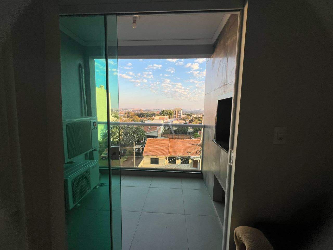 Apartamento para à venda no Bairro JARDIM PANCERA em TOLEDO: