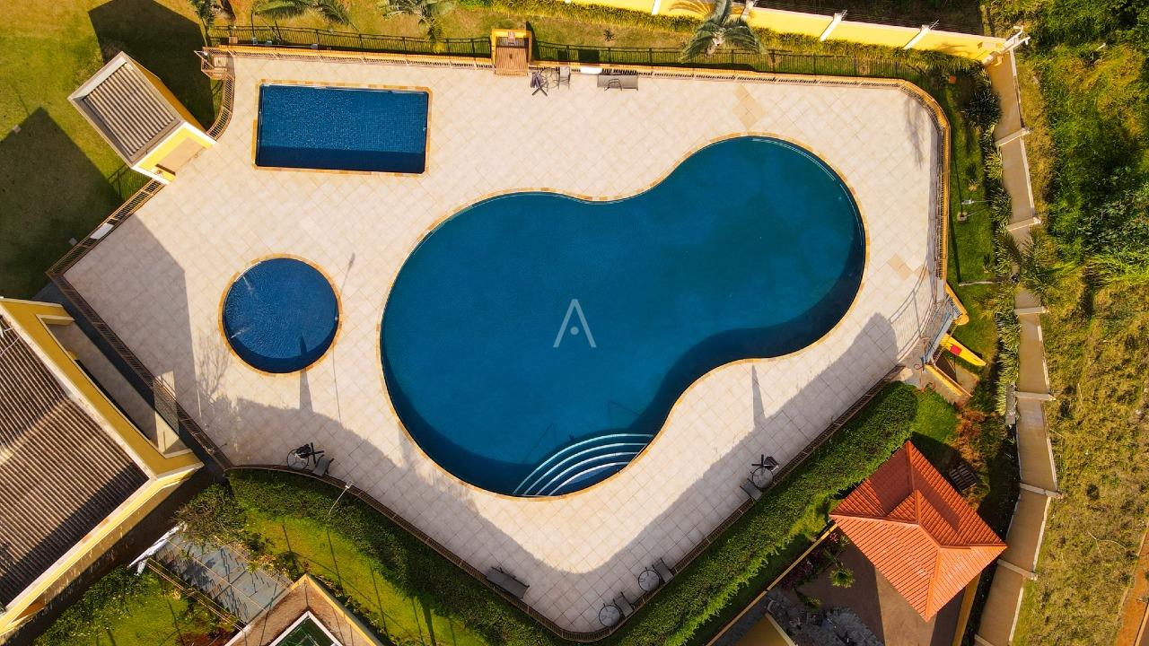 Casa Residencial para para aluguel no Bairro FAG em CASCAVEL: PISCINAS