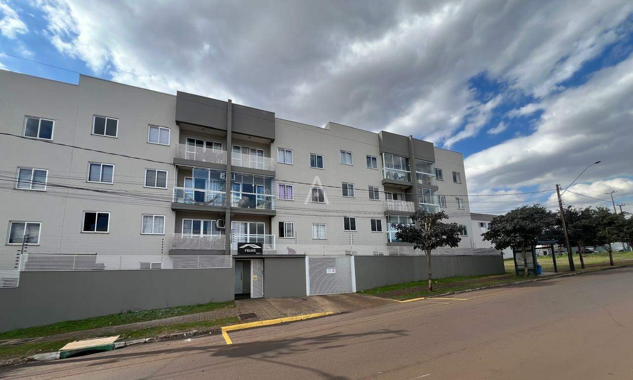 Apartamento para à venda no Bairro REGIAO DO LAGO em CASCAVEL: 