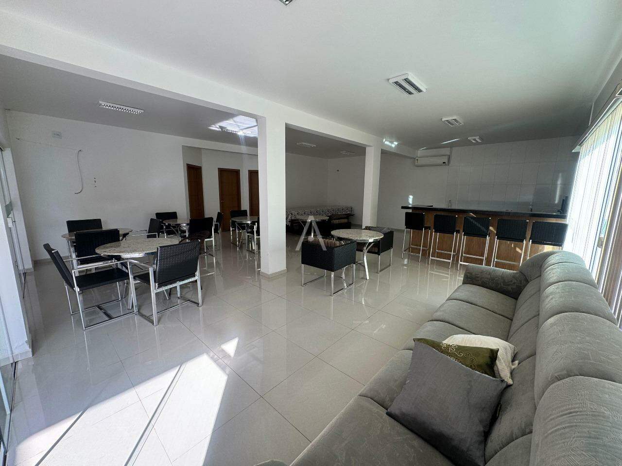 Sobrado para à venda no Bairro PARQUE SAO PAULO em CASCAVEL: 