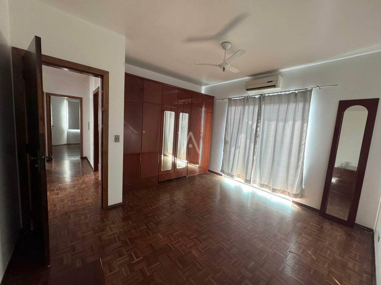 Sobrado para à venda no Bairro PARQUE SAO PAULO em CASCAVEL: 