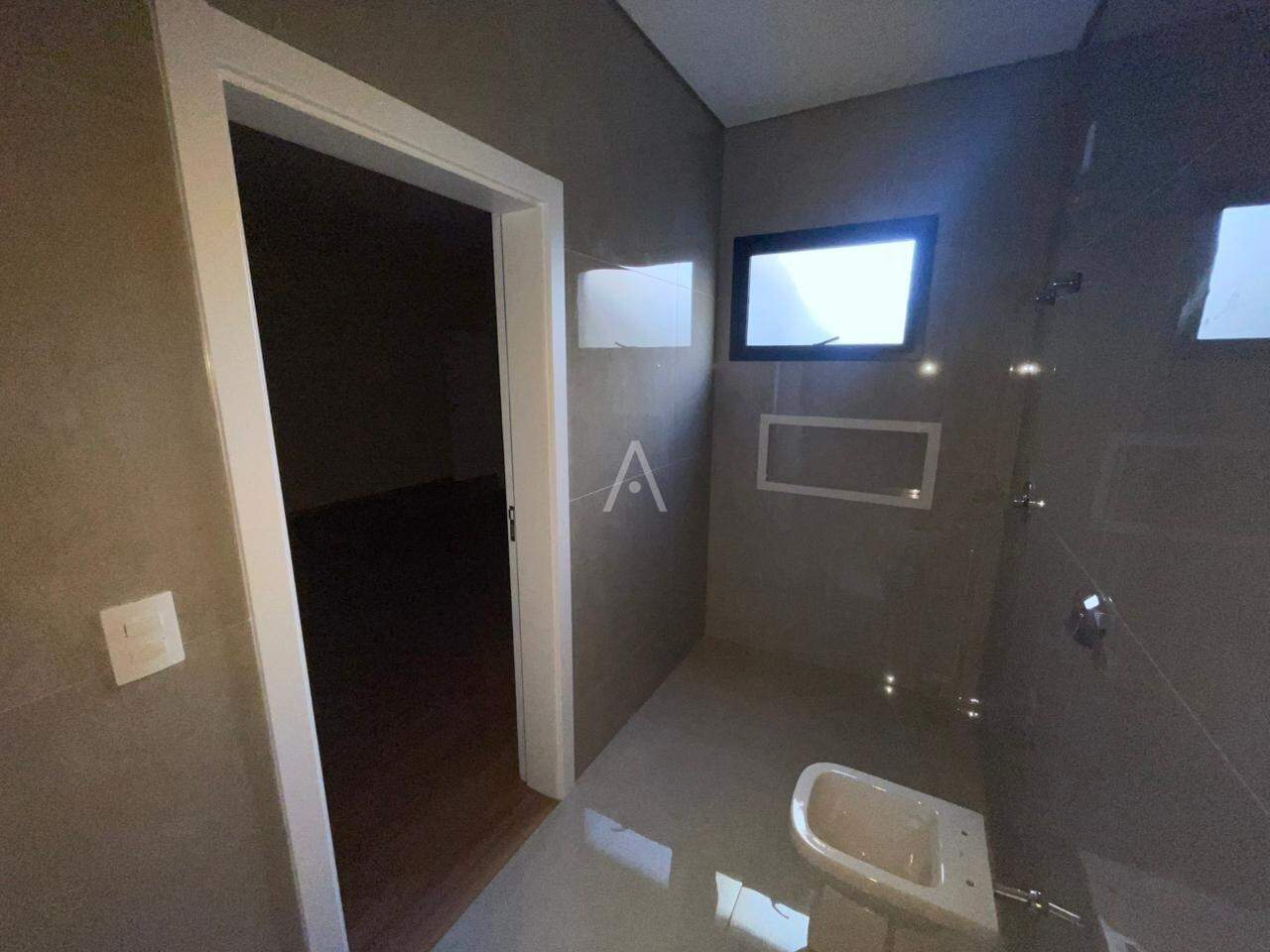 Casa Residencial para à venda no Bairro TROPICAL II em CASCAVEL: 