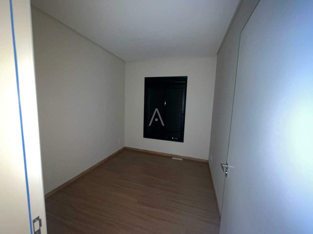 Casa Residencial para à venda no Bairro TROPICAL II em CASCAVEL: 