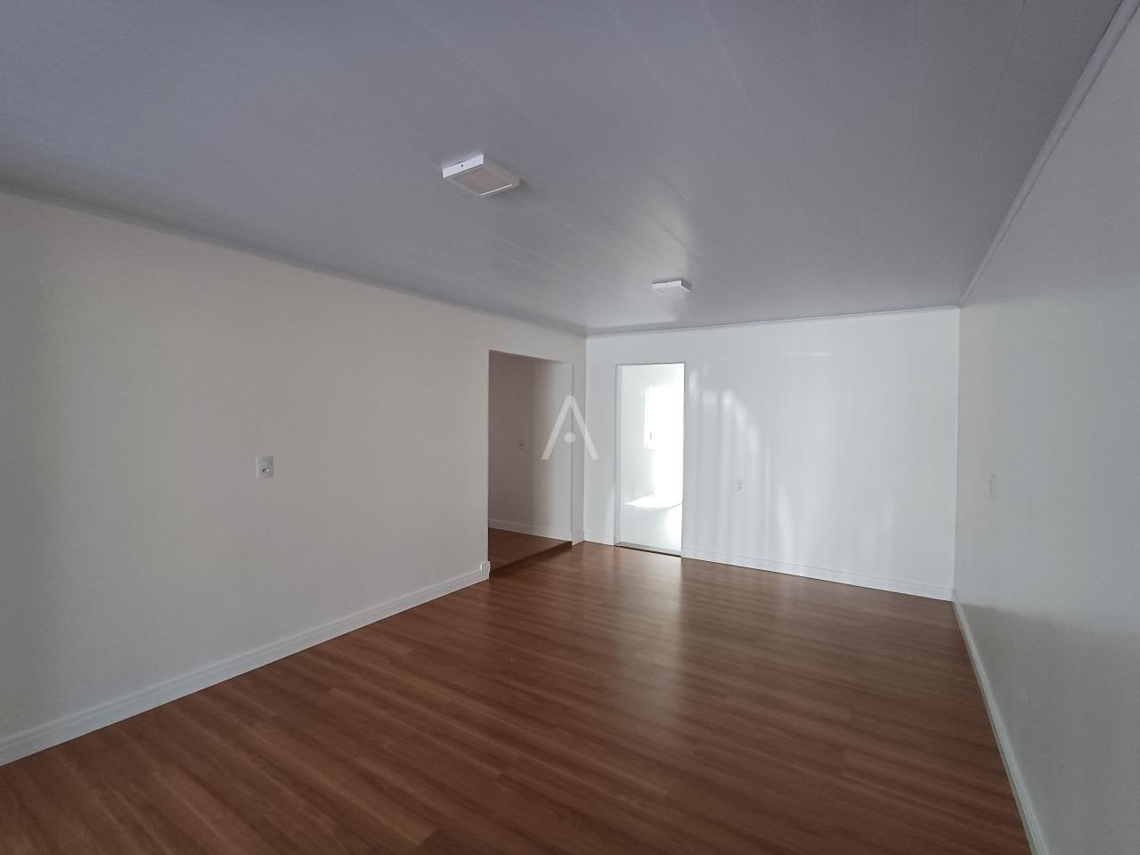 Casa Residencial para à venda no Bairro PADOVANI em CASCAVEL: 