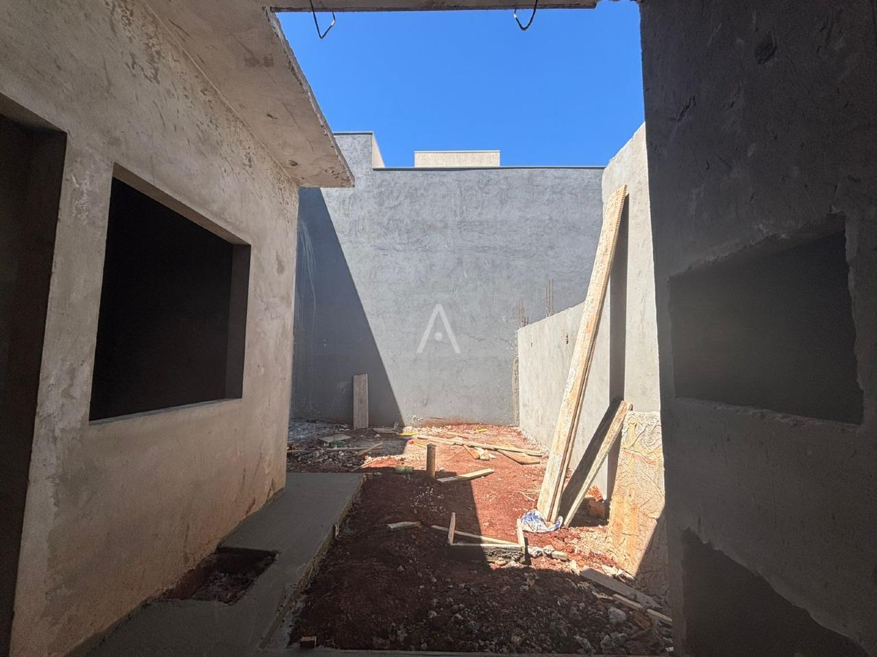 Casa Residencial para à venda no Bairro JARDIM COOPAGRO em TOLEDO: 