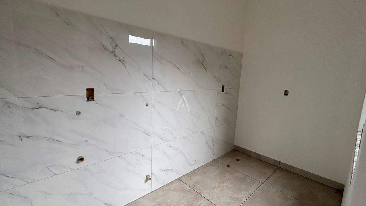 Casa Residencial para à venda no Bairro JARDIM COOPAGRO em TOLEDO: