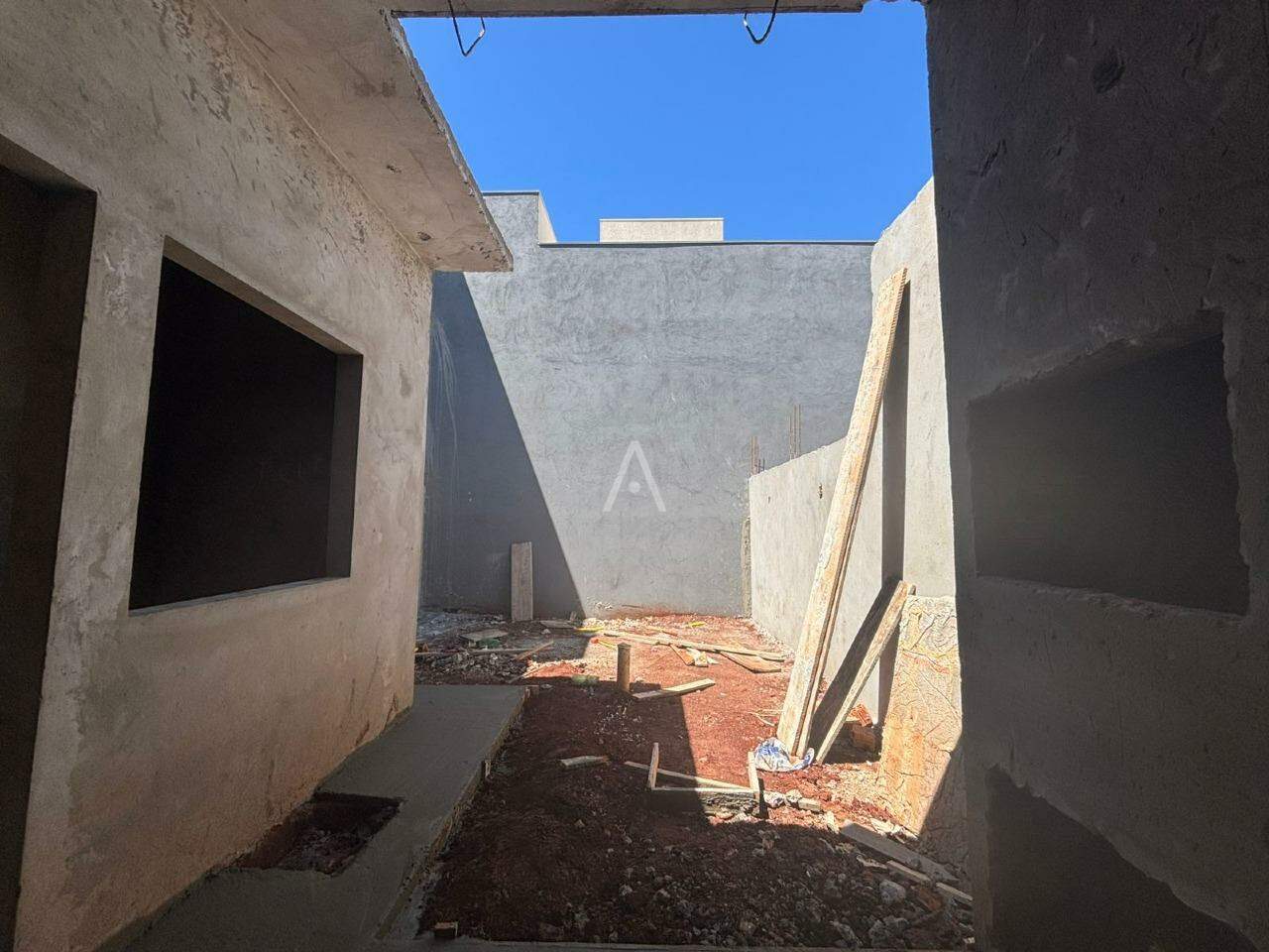 Casa Residencial para à venda no Bairro JARDIM COOPAGRO em TOLEDO: 