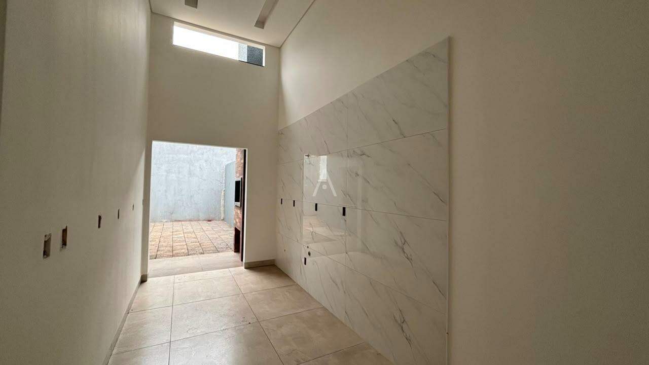 Casa Residencial para à venda no Bairro JARDIM COOPAGRO em TOLEDO: 