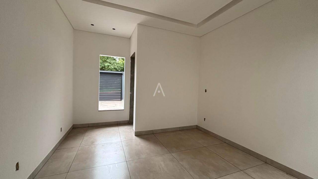 Casa Residencial para à venda no Bairro JARDIM COOPAGRO em TOLEDO: 