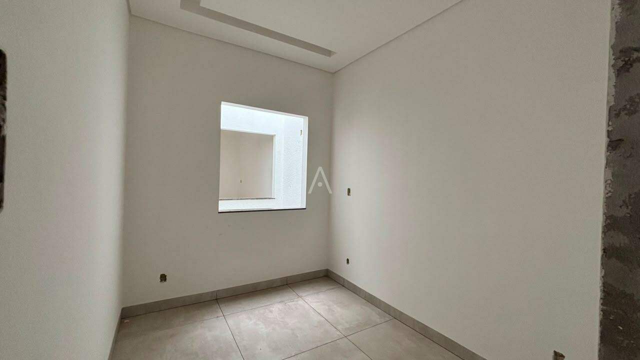 Casa Residencial para à venda no Bairro JARDIM COOPAGRO em TOLEDO: 
