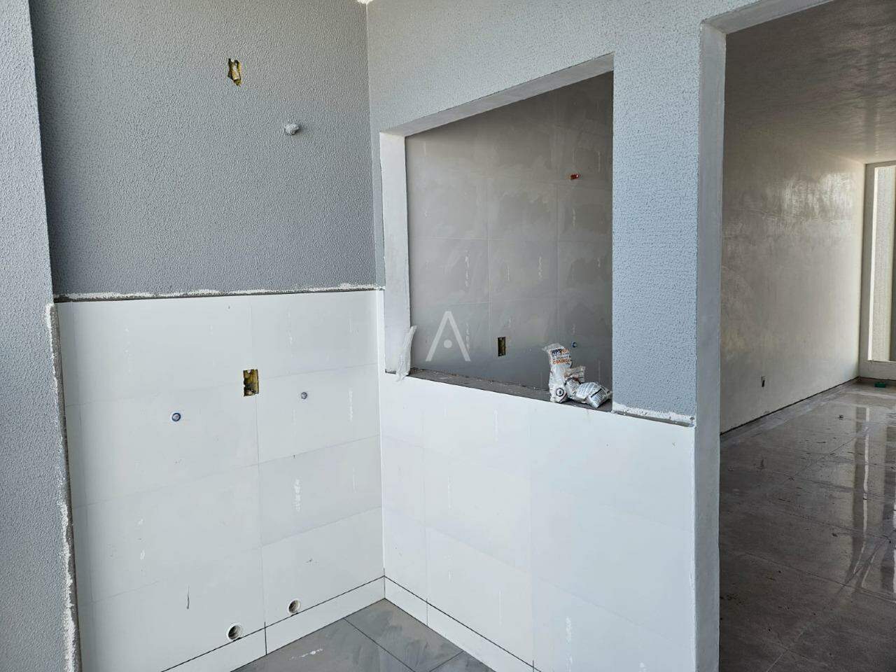 Casa Residencial para à venda no Bairro FLORESTA em CASCAVEL: 