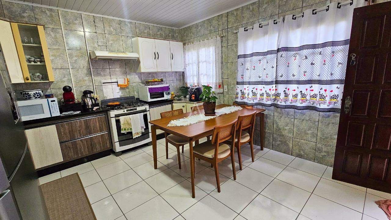 Casa Residencial para à venda no Bairro ALTO ALEGRE em CASCAVEL: 