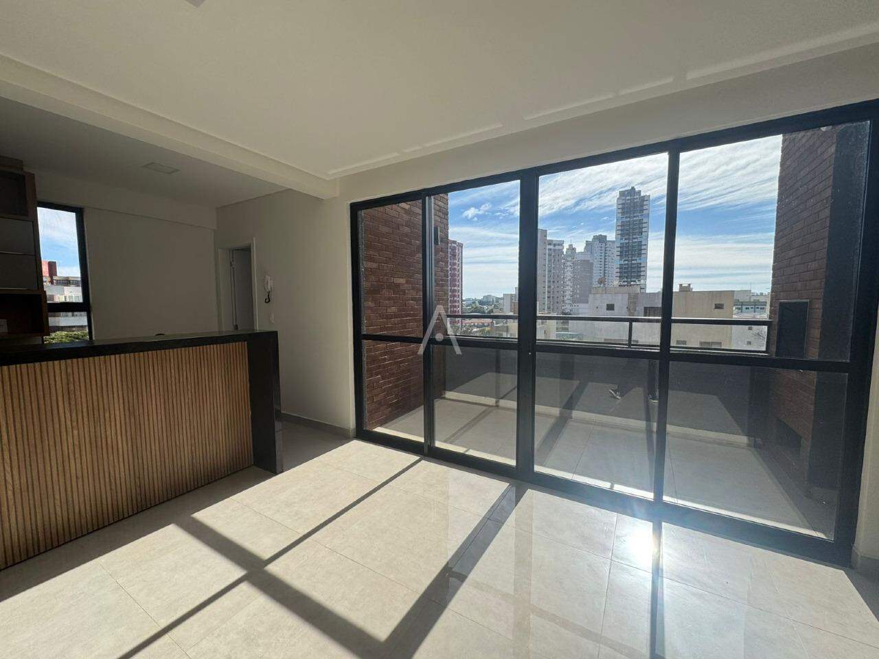 Apartamento para para aluguel no Bairro CENTRO em CASCAVEL: 