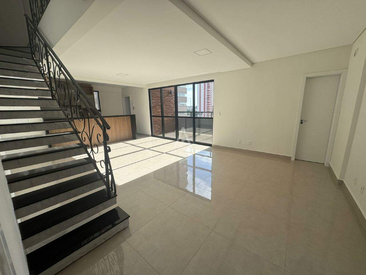 Apartamento para para aluguel no Bairro CENTRO em CASCAVEL: 