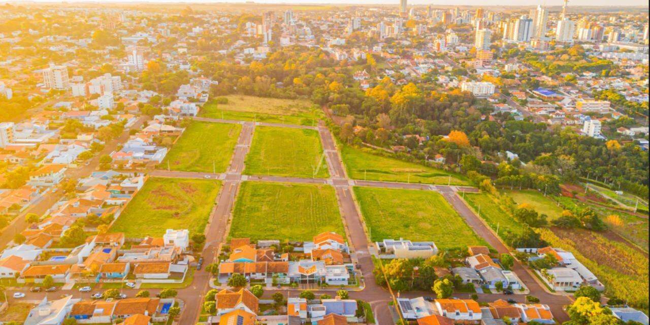 Terreno para à venda no Bairro JARDIM PANCERA em TOLEDO: 