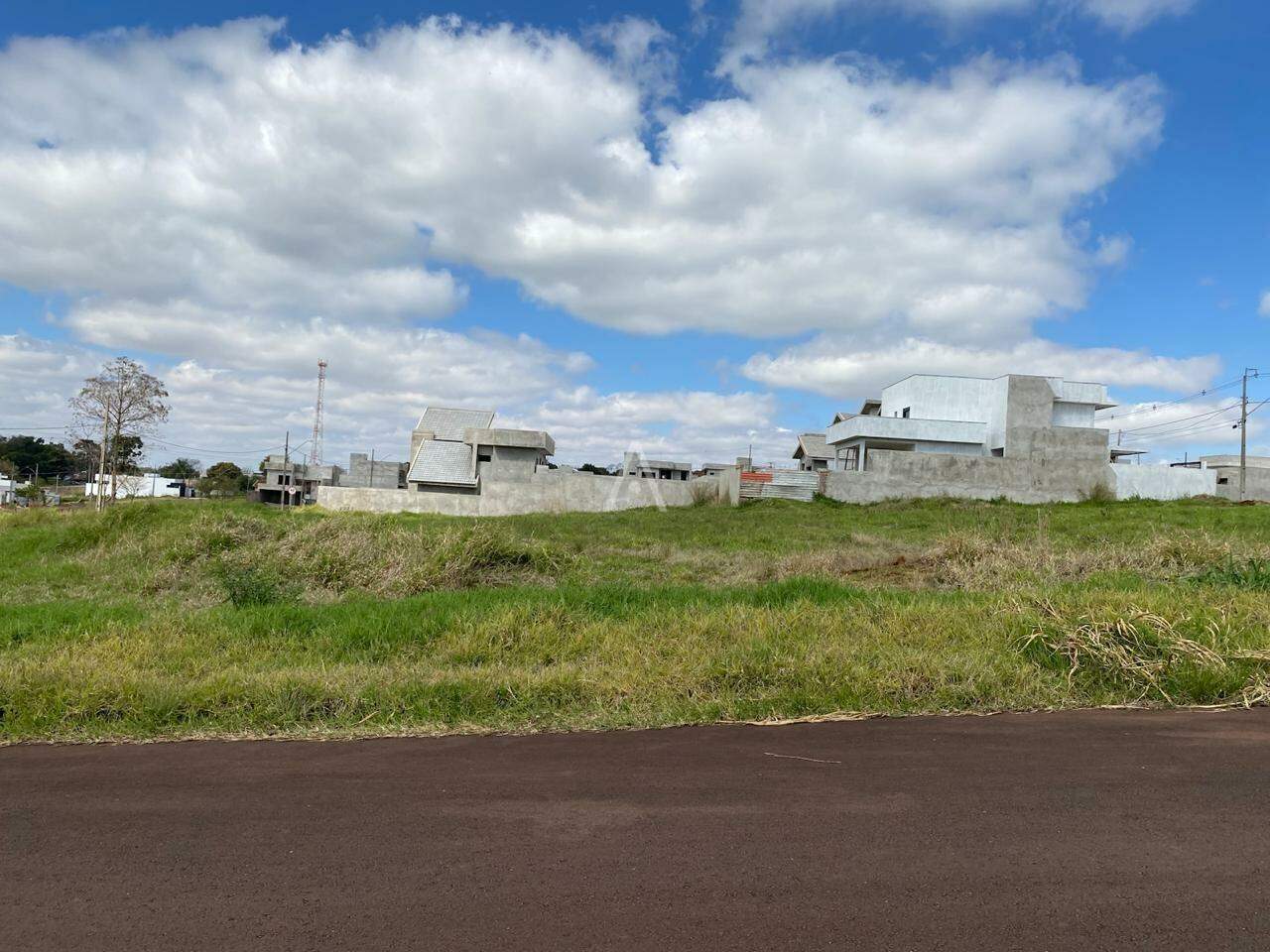 Terreno para à venda no Bairro JARDIM PANCERA em TOLEDO: