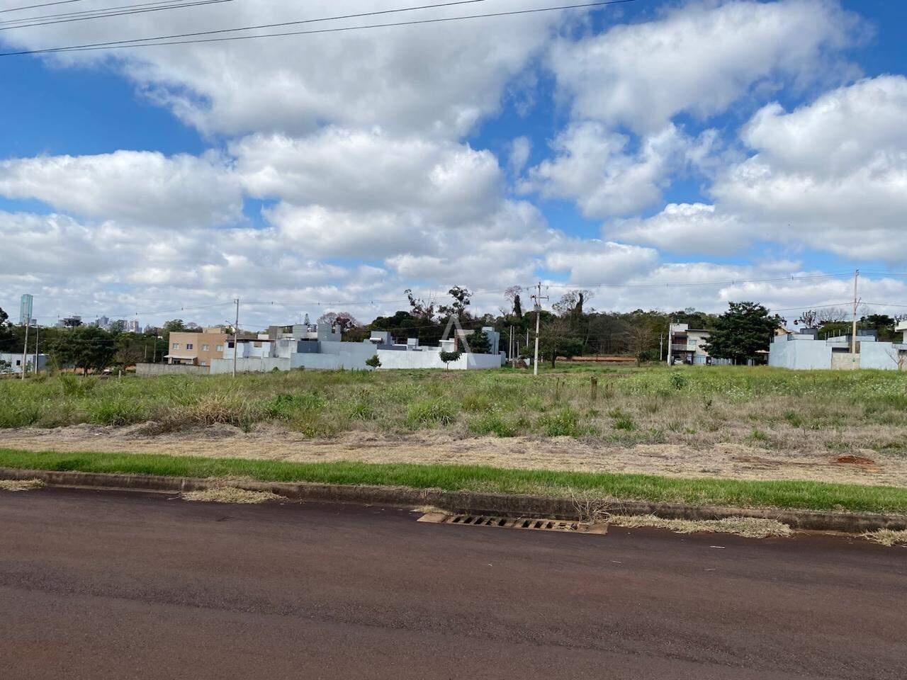 Terreno para à venda no Bairro TOCANTINS em TOLEDO:
