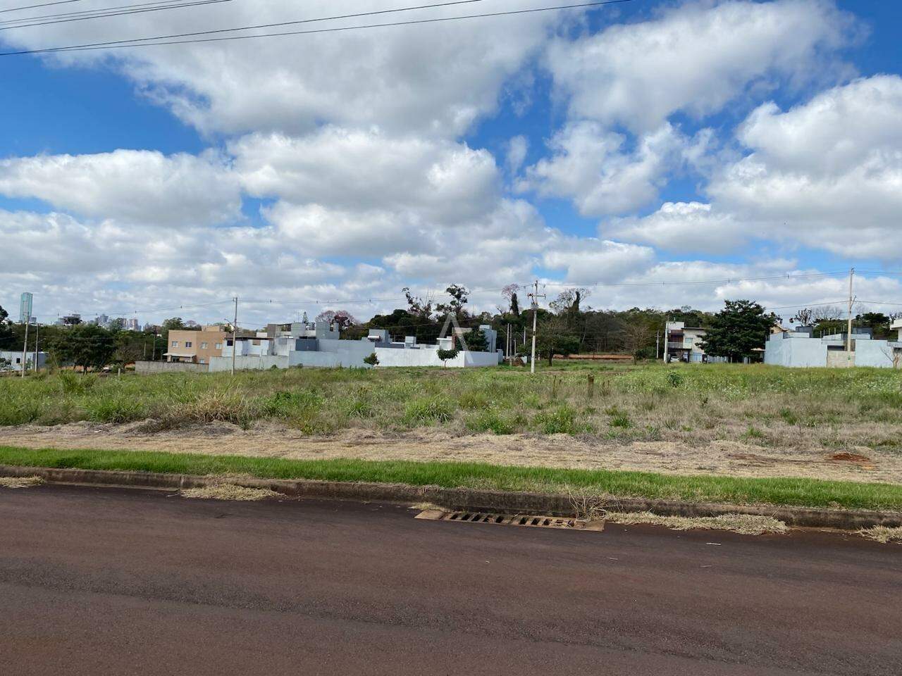 Terreno para à venda no Bairro TOCANTINS em TOLEDO: