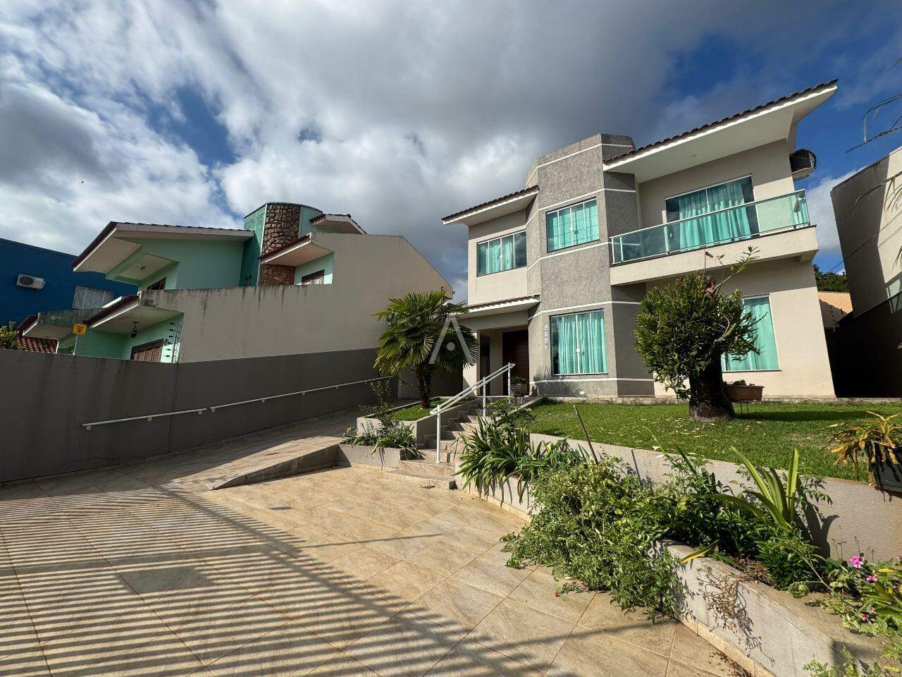 Sobrado para para aluguel no Bairro PARQUE SAO PAULO em CASCAVEL: 