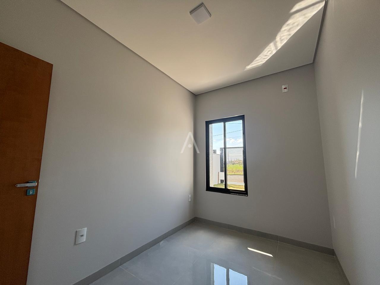 Casa Residencial para à venda no Bairro JARDIM COOPAGRO em TOLEDO: 