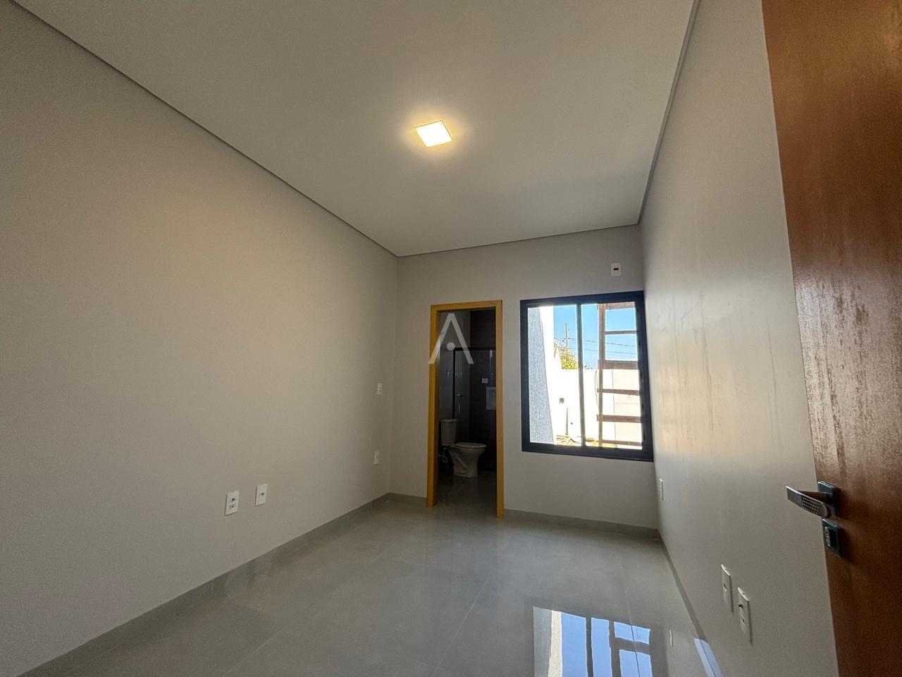 Casa Residencial para à venda no Bairro JARDIM COOPAGRO em TOLEDO: 