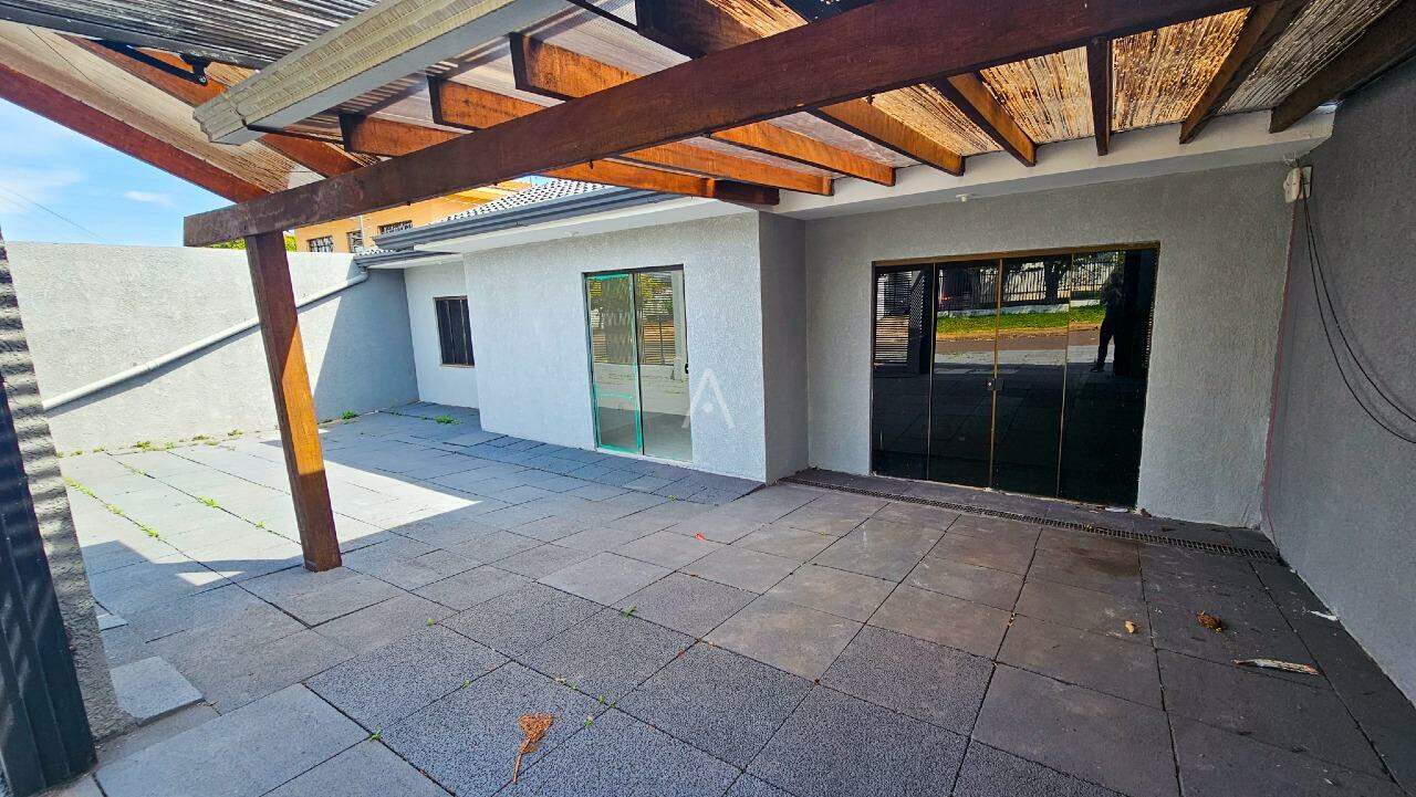 Casa Residencial para à venda no Bairro NEVA em CASCAVEL: 