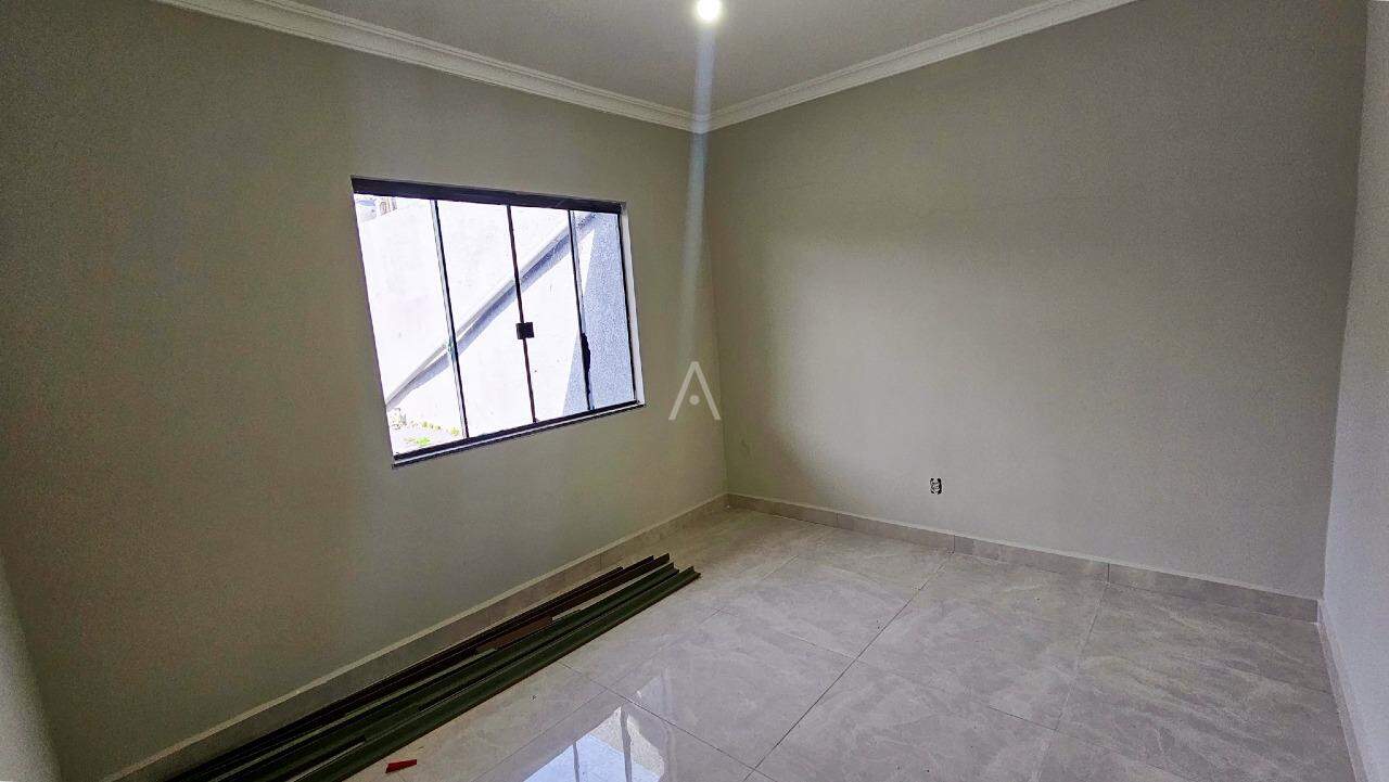 Casa Residencial para à venda no Bairro NEVA em CASCAVEL: 