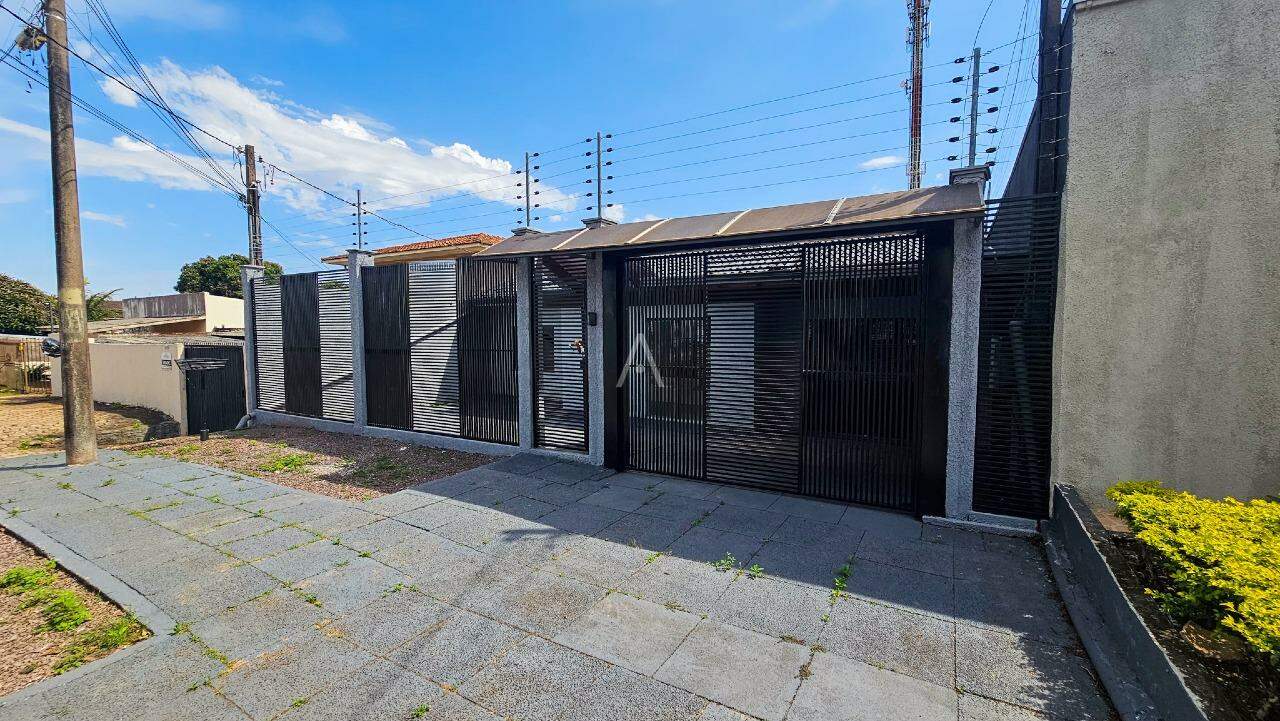 Casa Residencial para à venda no Bairro NEVA em CASCAVEL: 